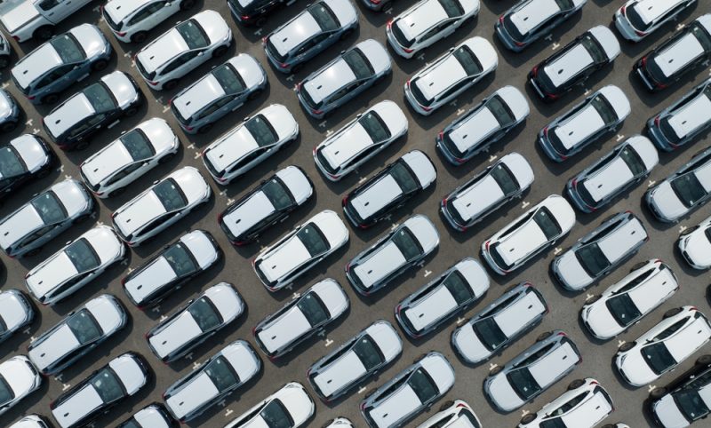 Emmanuel Macron will Leasing von E-Autos ab 100 Euro pro Monat