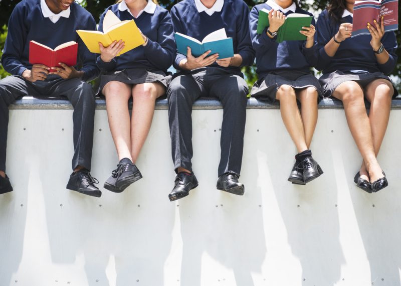 Frankreich erwägt Kleiderordnung an Schulen