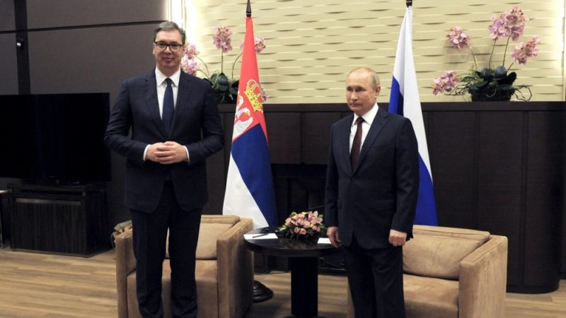 Statt EU-Balkan-Gipfel: Serbischer Präsident trifft sich in China mit Putin