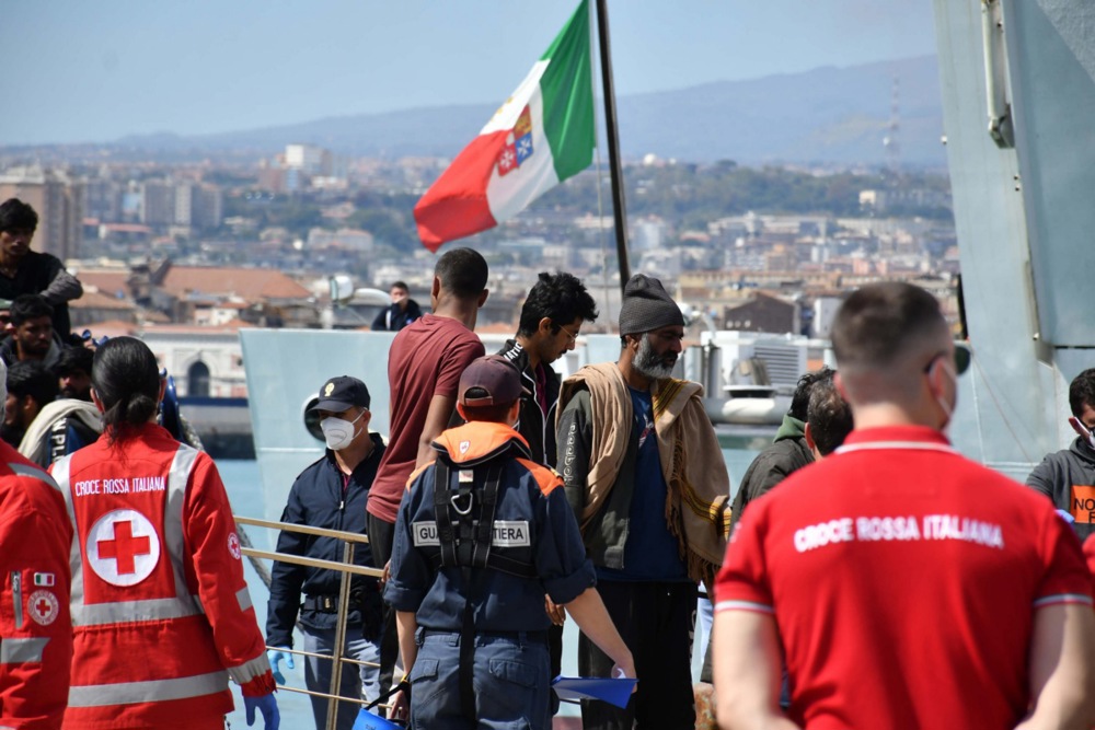 600 migrants land in the Sicilian port of Catania, southern Italy