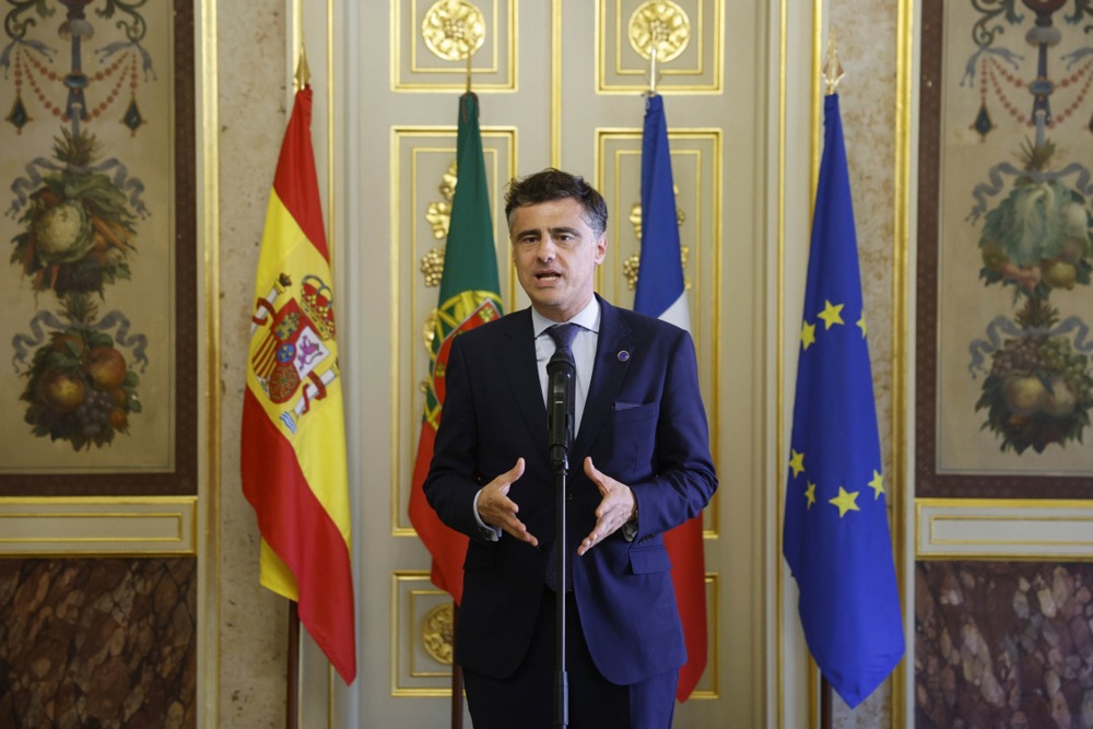 Governments of Portugal and France meet in Lisbon