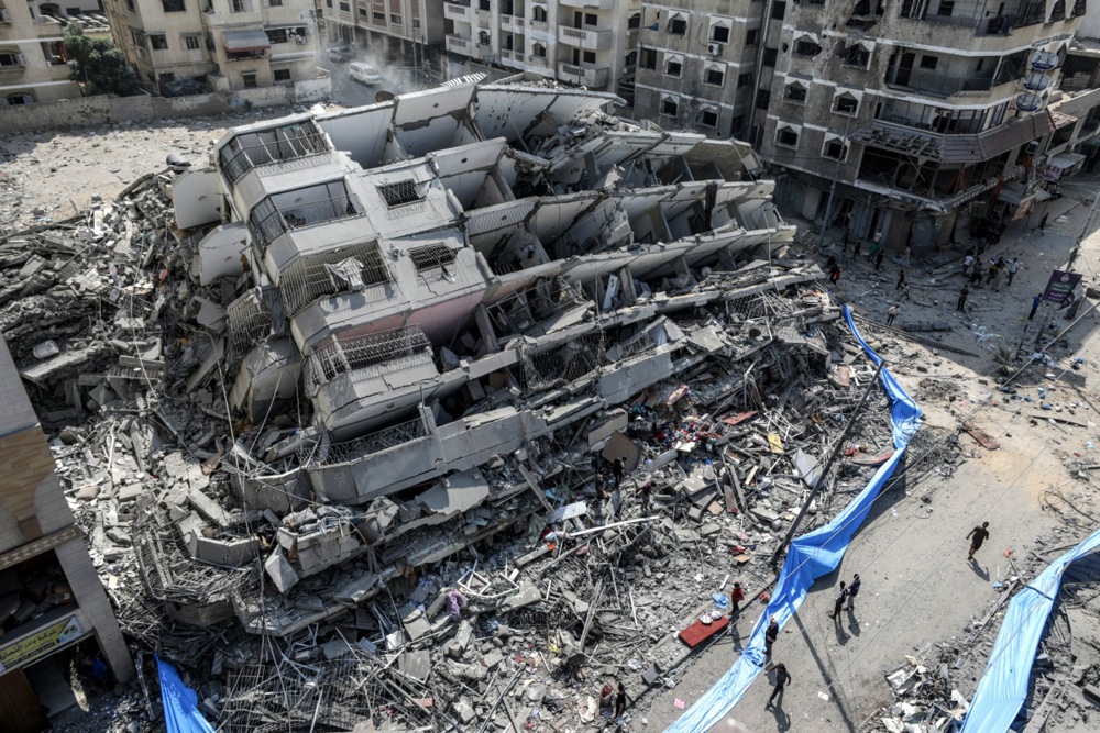 Israeli air strikes on Gaza