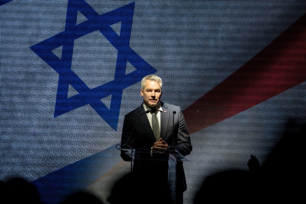 Jewish Community in Vienna commemorates victims of Israel-Palestine conflict