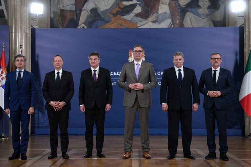 Serbien trifft sich mit Gesandten zur Situation im Kosovo