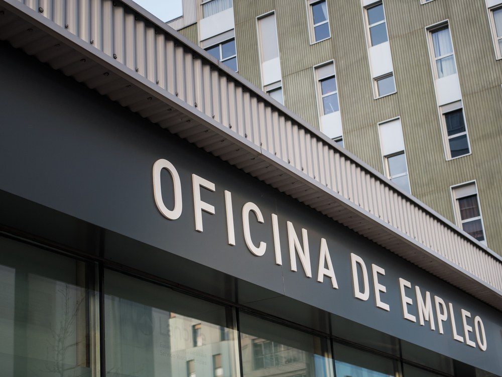 Vitoria,,Spain,-,January,28,,2021:,Sign,Of,An,Unemployment