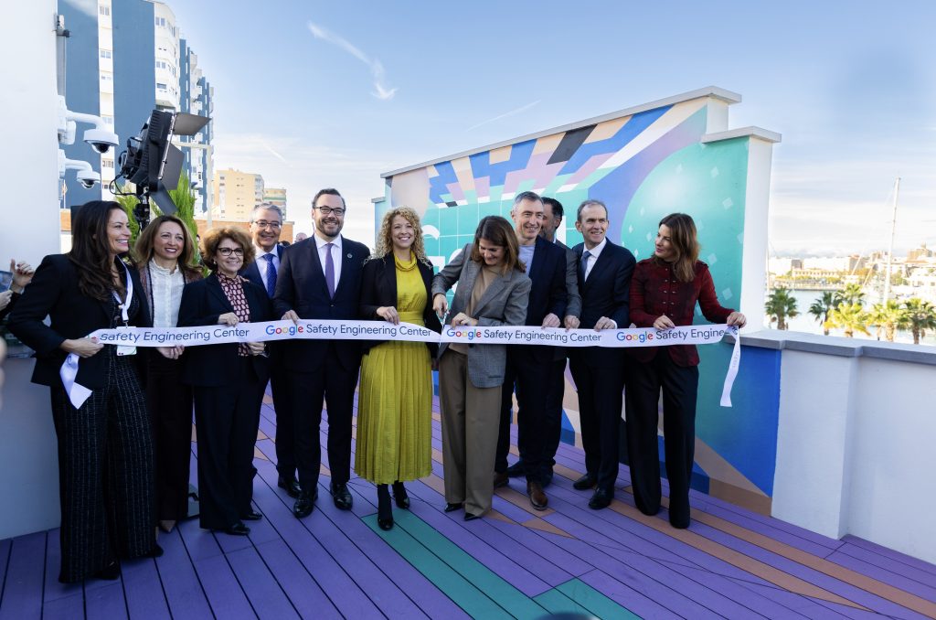 GSEC Málaga_ribbon cut [Credit Christian Franco](1)