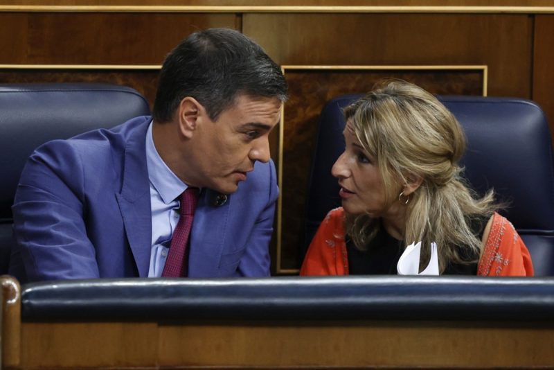 Linke Regierungsparteien in Spanien gehen getrennte Wege