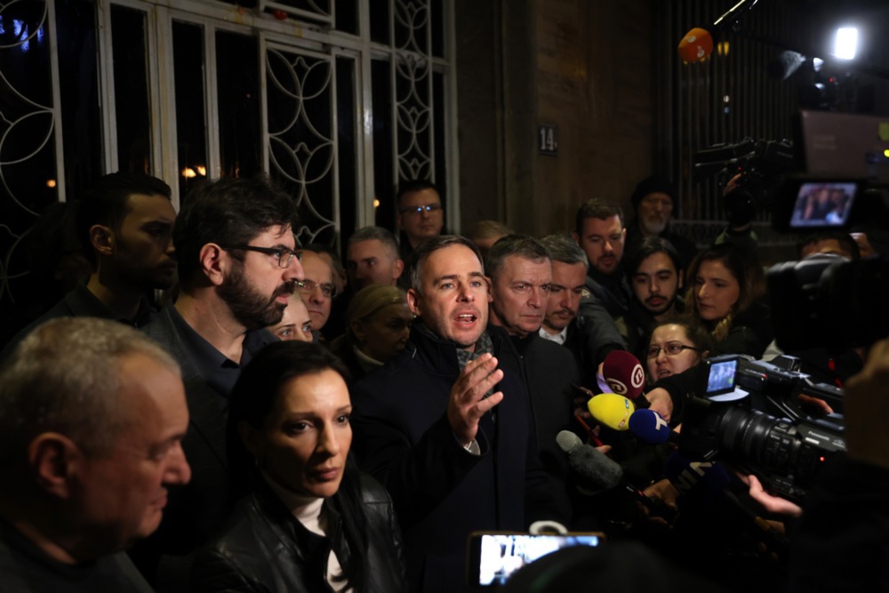 Opposition challenges results for Belgrade city council after local elections in Serbia