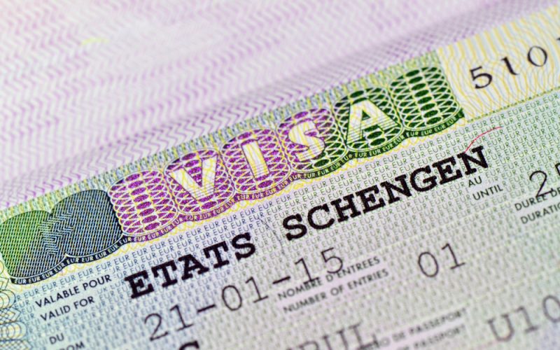Rumänische EU-Abgeordnete: Migrationspakt zeigt Lösung für Schengen-Blockade