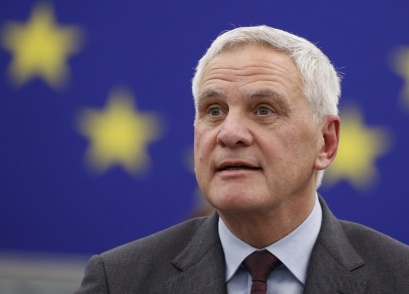 Europäische Investitionsbank will auf Verteidigungssektor zugehen