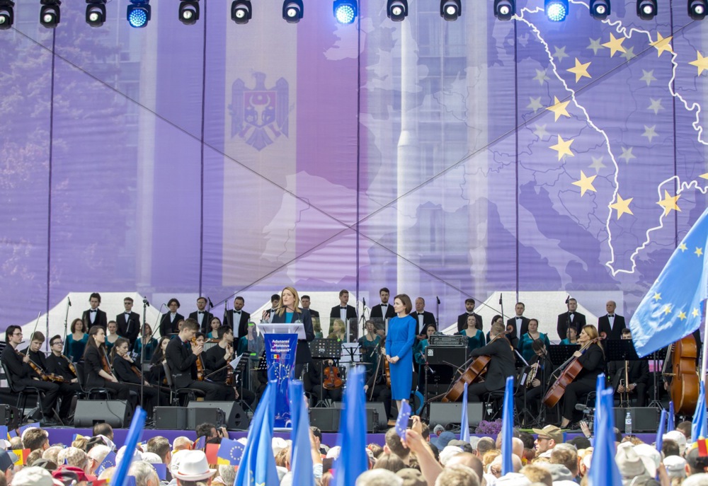 Pro-EU rally in Chisinau