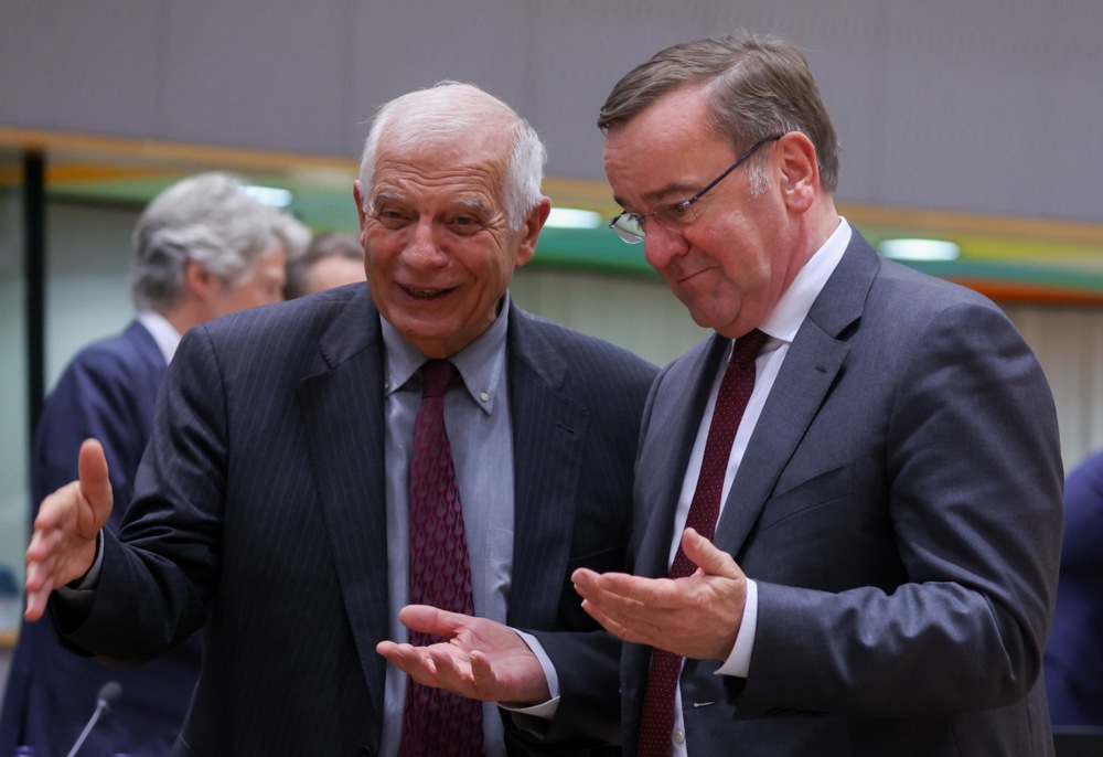 EU Defence Ministers hold discussion on support to Ukraine