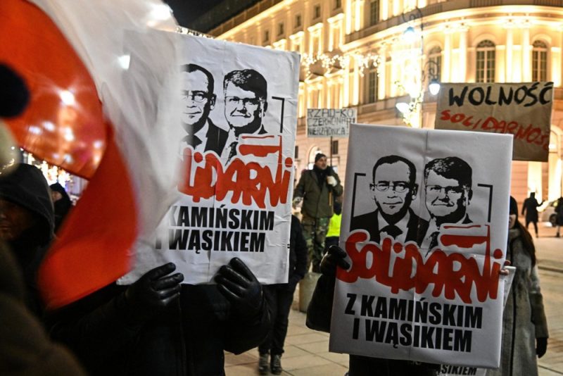 "Spektakuläre Verhaftung" polnischer Abgeordneter im Präsidentenpalast