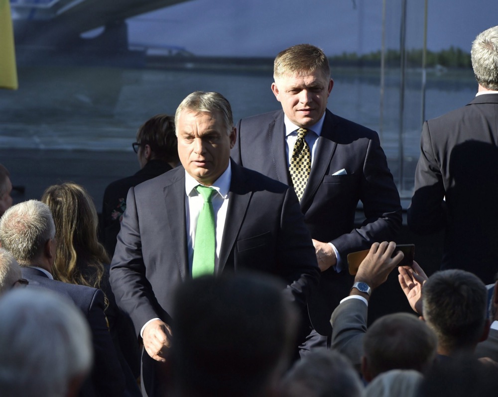 new bridge spanning the Danube between the Hungary and Slovakia
