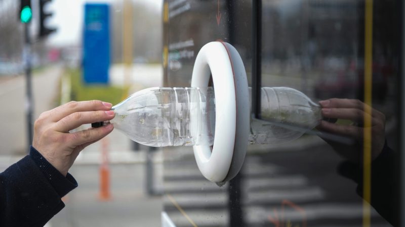 Neues EU-Pfandsystem für Plastikflaschen sorgt in Frankreich für herbe Kritik