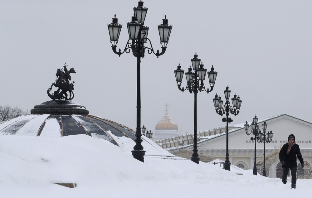 Snowy weather in Moscow
