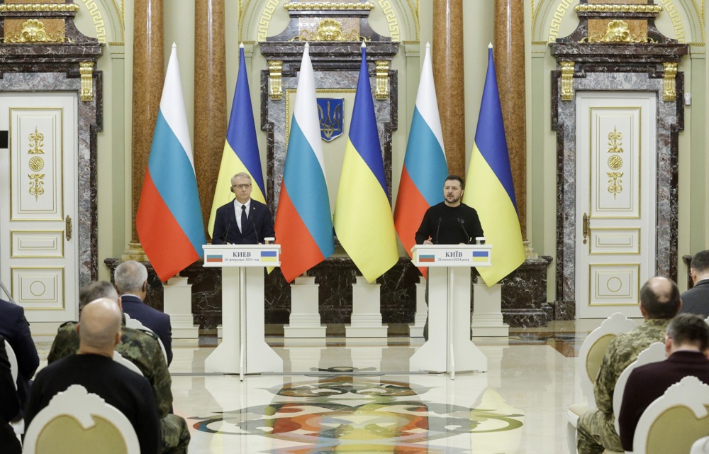Bulgaria’s Prime Minister Denkov meets Ukraine’s President Zelensky in Kyiv