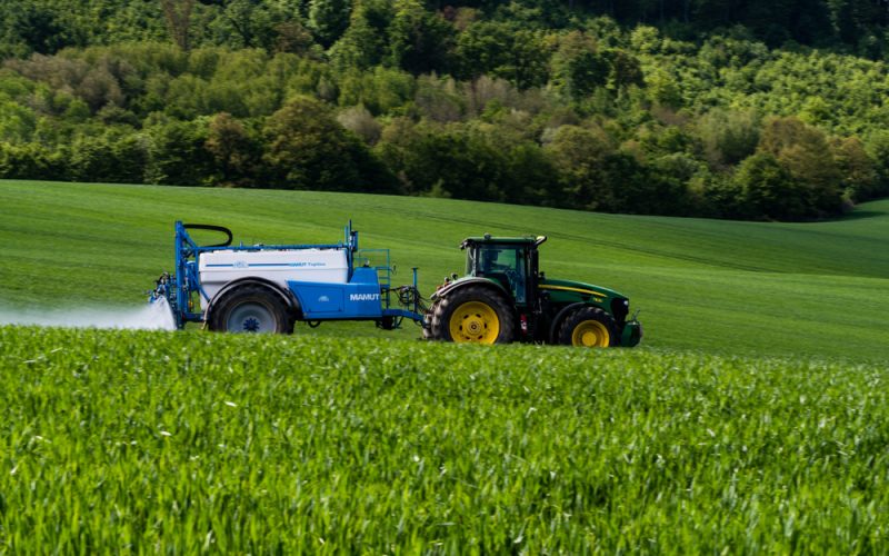Nach EU-Vorbild: NGOs kritisieren Frankreichs Pläne zur Messung von Pestizidrisiken