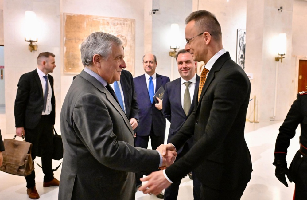 Italian FM Antonio Tajani and Hungarian FM Peter Szijjarto meet in Rome