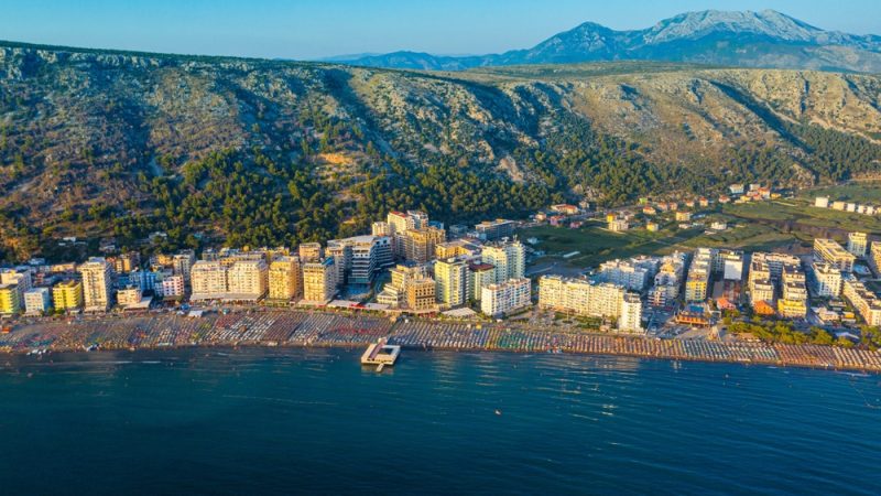 Rom veröffentlicht Ausschreibung für Flüchtlingszentrum in Albanien