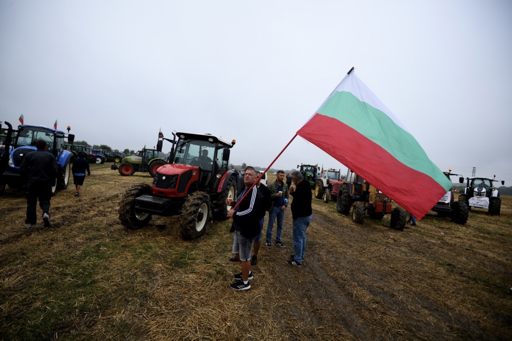 Bulgarian farmers protest against imported grain from Ukraine