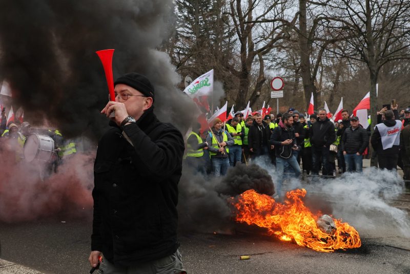 Rechte wollen Unzufriedenheit der Landwirte für die EU-Wahlen nutzen