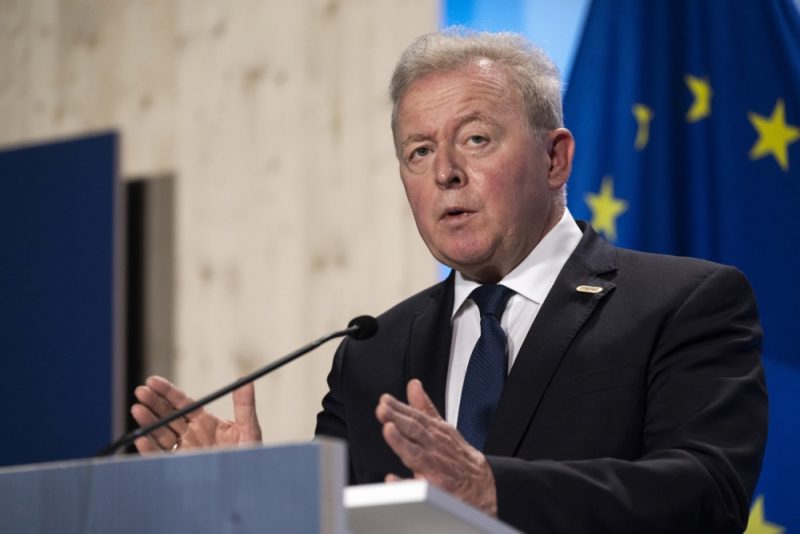 Polens EU-Kommissar Wojciechowski „besorgt“ über Tusks Reformmethoden