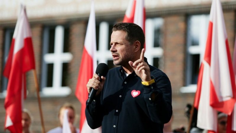 Proteste in Polen nach Verbot religiöser Symbole im Warschauer Rathaus