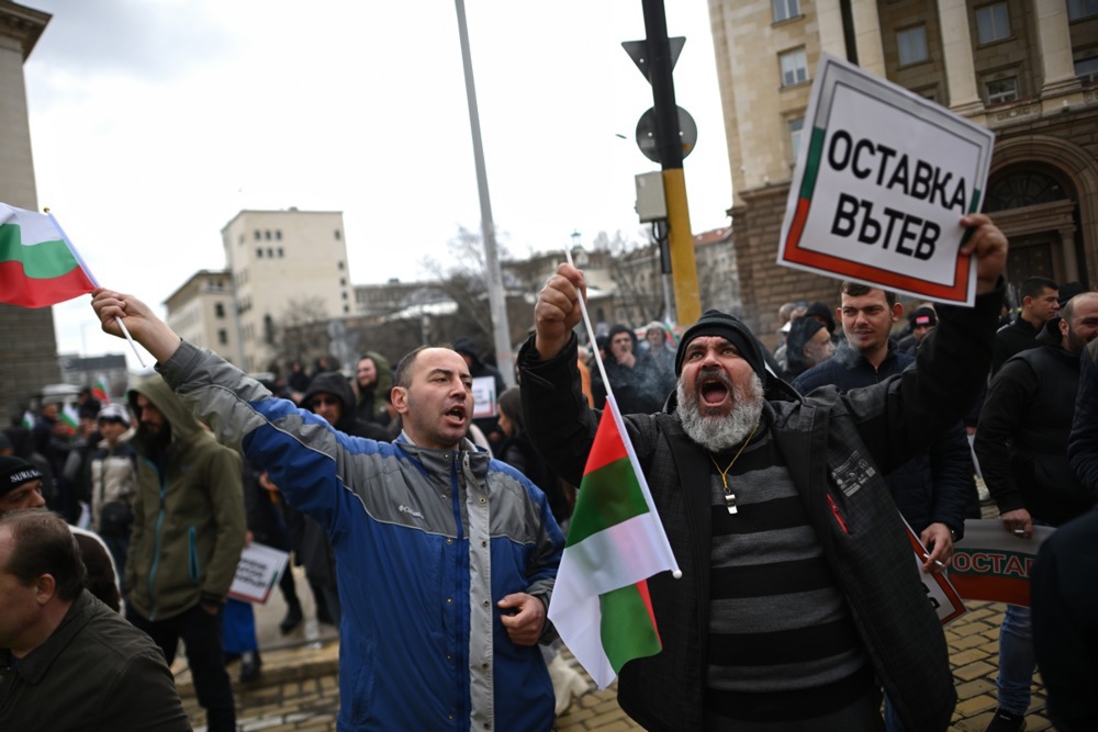 Farmers protest in front of the Council of Ministers in Sofia