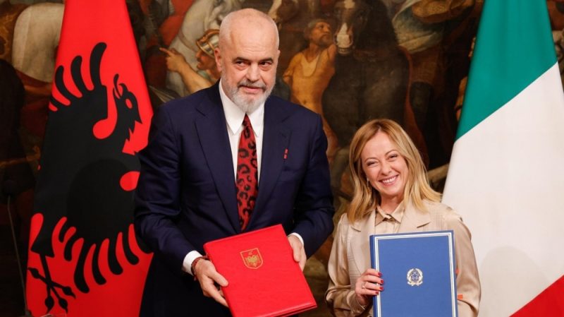 Eröffnung von Italiens Migrationszentren in Albanien verzögert sich