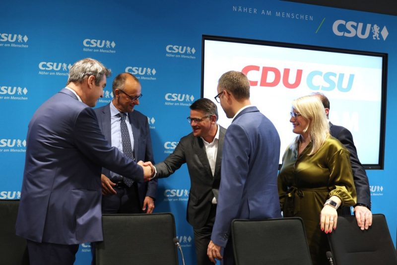 Zusammenarbeit mit Le Pen: CDU droht französischer Schwesterpartei mit EVP-Ausschluss