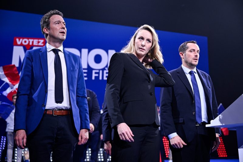 Rechtsextreme EU-Abgeordnete aus Frankreich werden von Partei ausgeschlossen