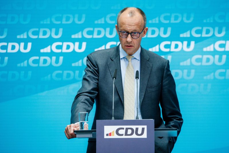 Merz: Deutschland müsste französischer Le-Pen-Regierung die Hand reichen
