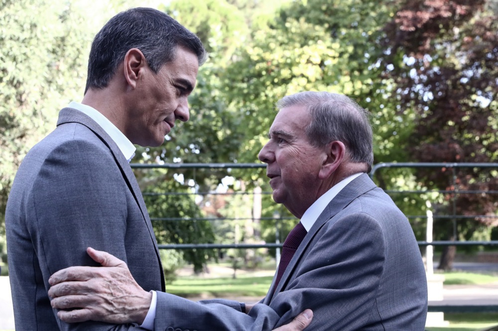 Spain’s Sanchez welcomes Venezuelan opposition leader Gonzalez at Moncloa Palace