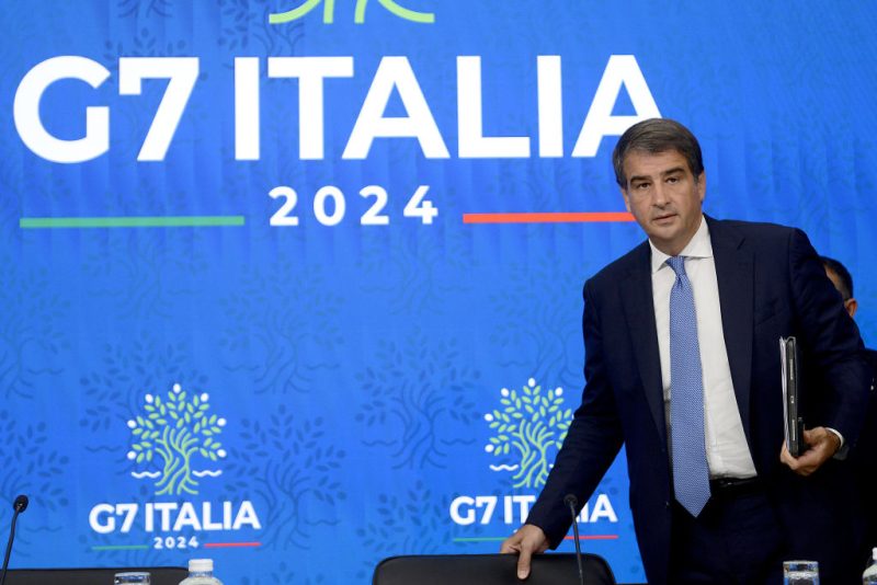 Wiederaufbau: Italienischer Ex-Wirtschaftsminister Giovannini fordert stabilen Übergang