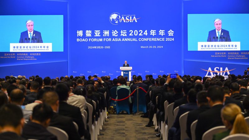 Kasachischer Präsident unterstreicht in China die führende wirtschaftliche Rolle Asiens