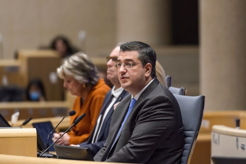 Designierter Verkehrskommissar Tzizikostas hält am Green Deal fest