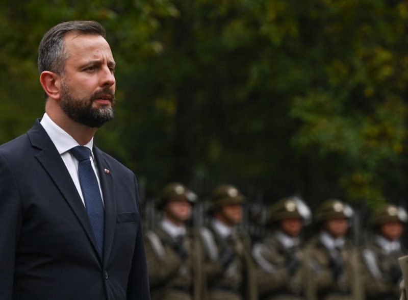 Polens Verteidigungsminister stellt Bedingung für EU-Beitritt der Ukraine