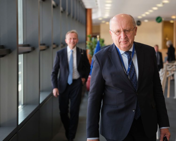 Designierter EU-Verteidigungskommissar will Angleichung an die NATO