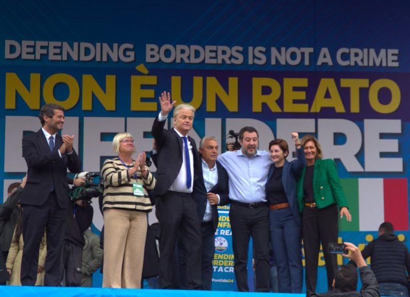 Vereint gegen Migration: EU-Rechtspopulisten feiern Salvini als Held