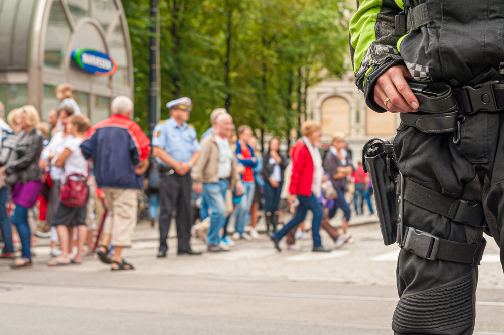 Oslo,,Norway,-,July,24,2011:,Armed,Police,Guarding,The