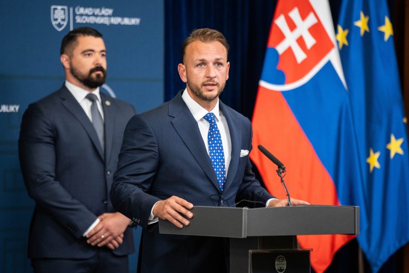 Polizeigewalt: Slowakischer Innenminister zunehmend unter Druck