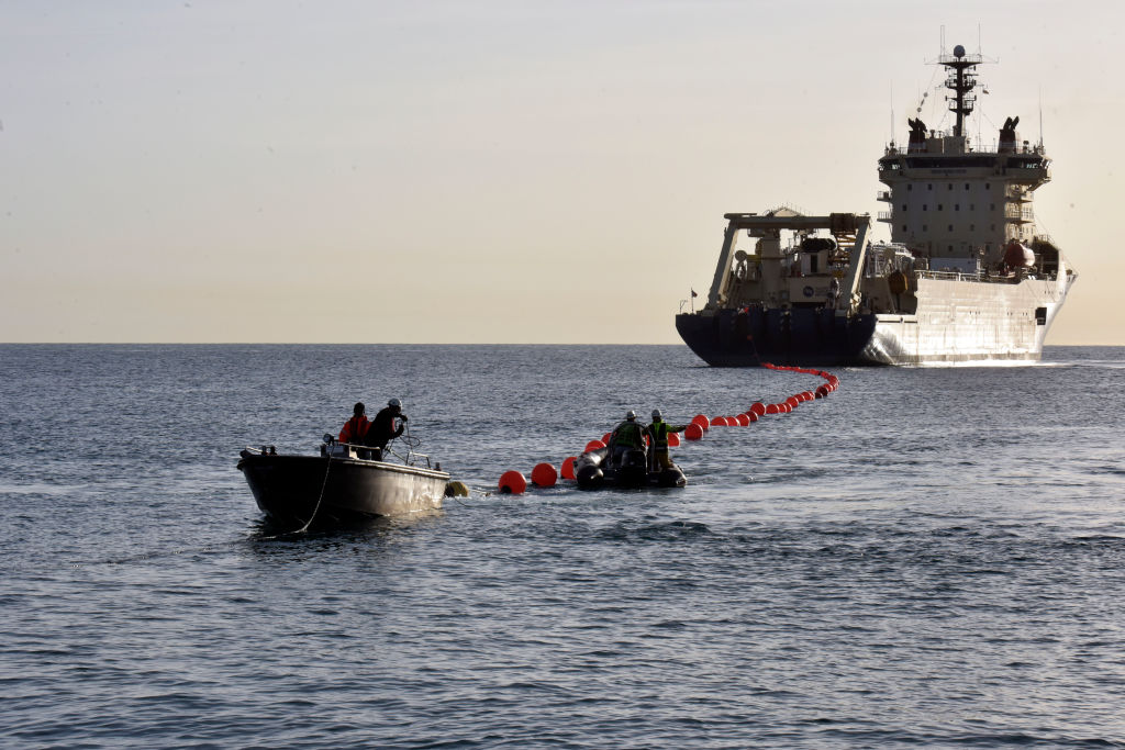 2africa Submarine Cable Arrives In Barcelona