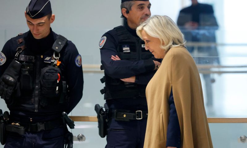 Staatsanwältin fordert Haft und Entzug des passiven Wahlrechts für Marine Le Pen