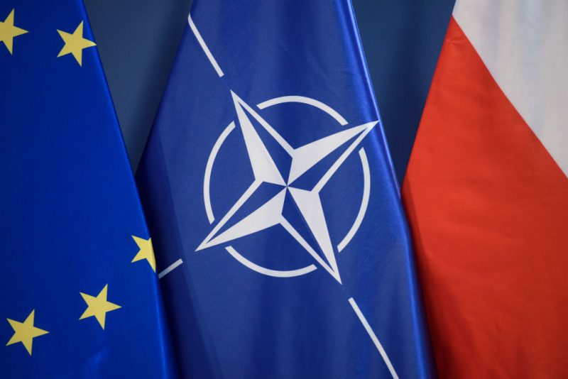Fokus auf Verteidigung: EU-Kommission genehmigt Polens Defizitabbau