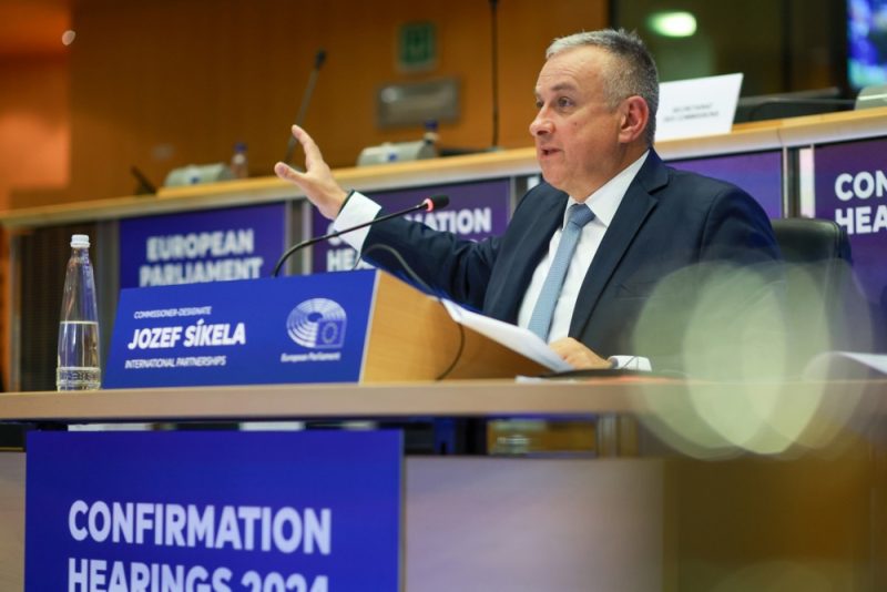 Weniger Ideologie: Tschechiens EU-Kommissar fordert datenbasierte EU-Kommission