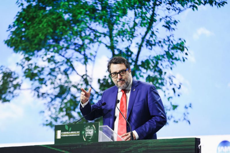 Verbrenner-Aus: Italiens Salvini warnt vor wirtschaftlichem Selbstmord