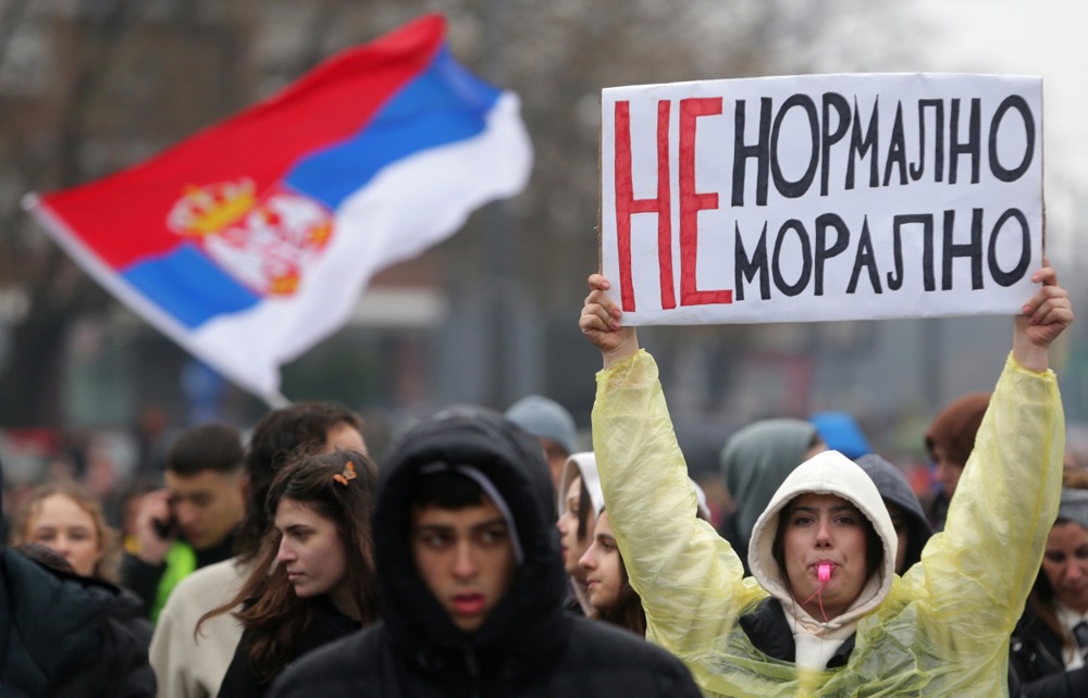 University students, lawyers and teachers call on general strike in Serbia