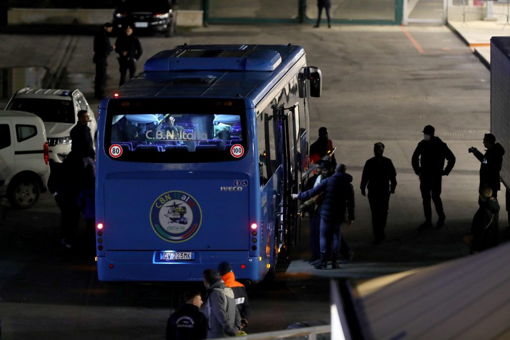 Group of migrants returning from Albania arrive in Bari