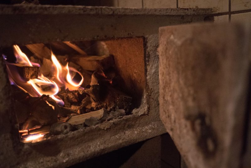 Widerstand formiert sich gegen EU-Vorschriften für Holzöfen